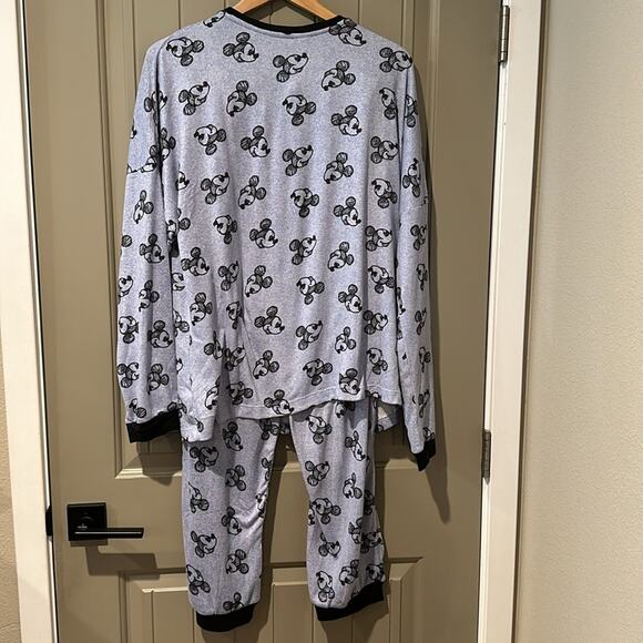 DISNEY 2pc Mickey Pajama Set sz 2X - Picture 6 of 9